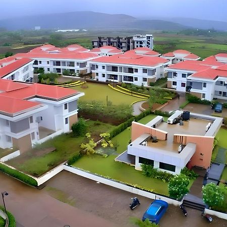 Mizzle Exotica Lonavala Apartment Exterior photo